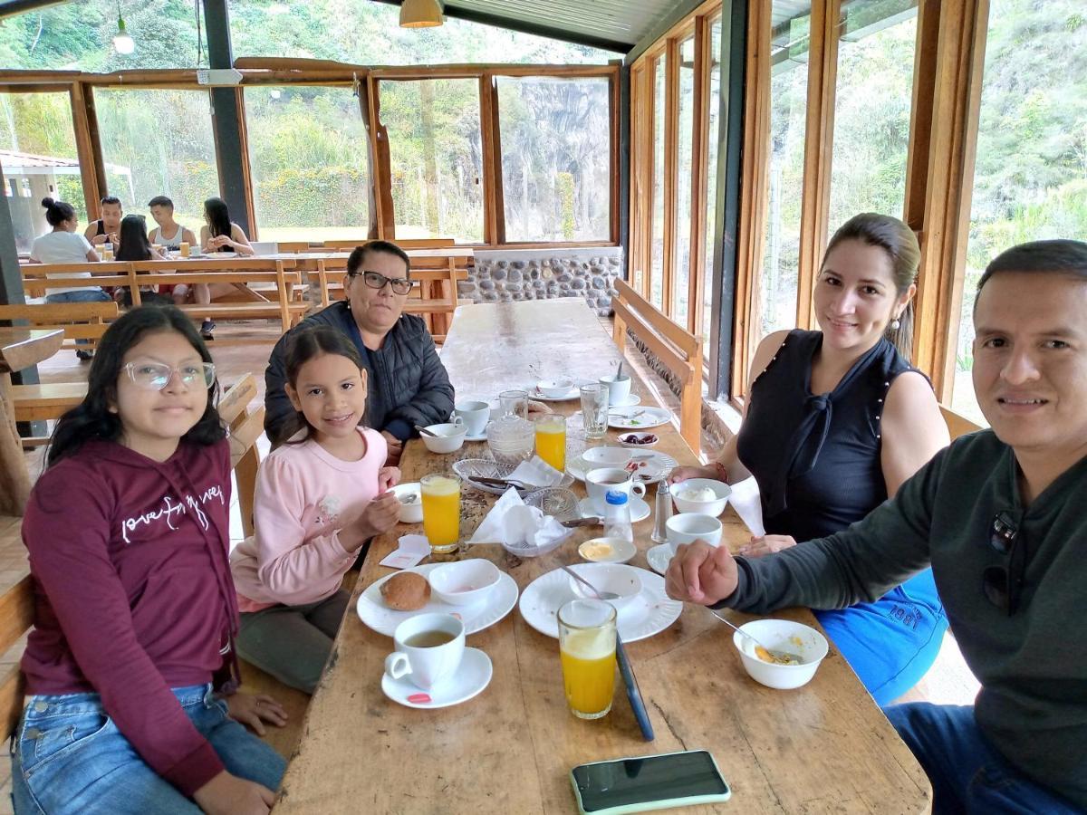 Playita Salomon Hotel Baños Eksteriør billede