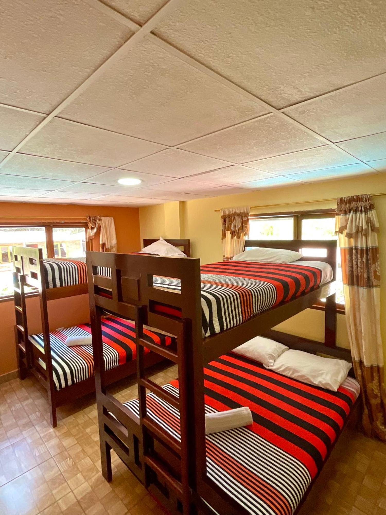 Playita Salomon Hotel Baños Eksteriør billede